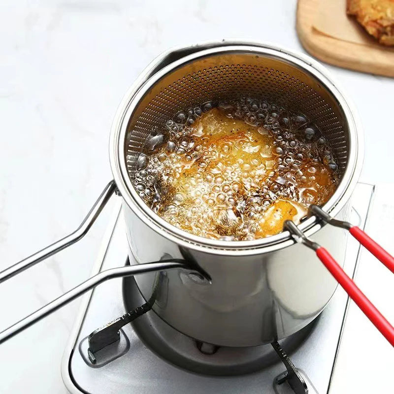 Stainless Steel Deep Frying Pot with Strainer Basket (1200ml) - Image 3